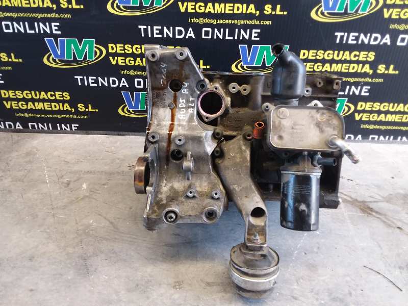 AUDI A4 B6/8E (2000-2005) Vattenpump ALT 18916962