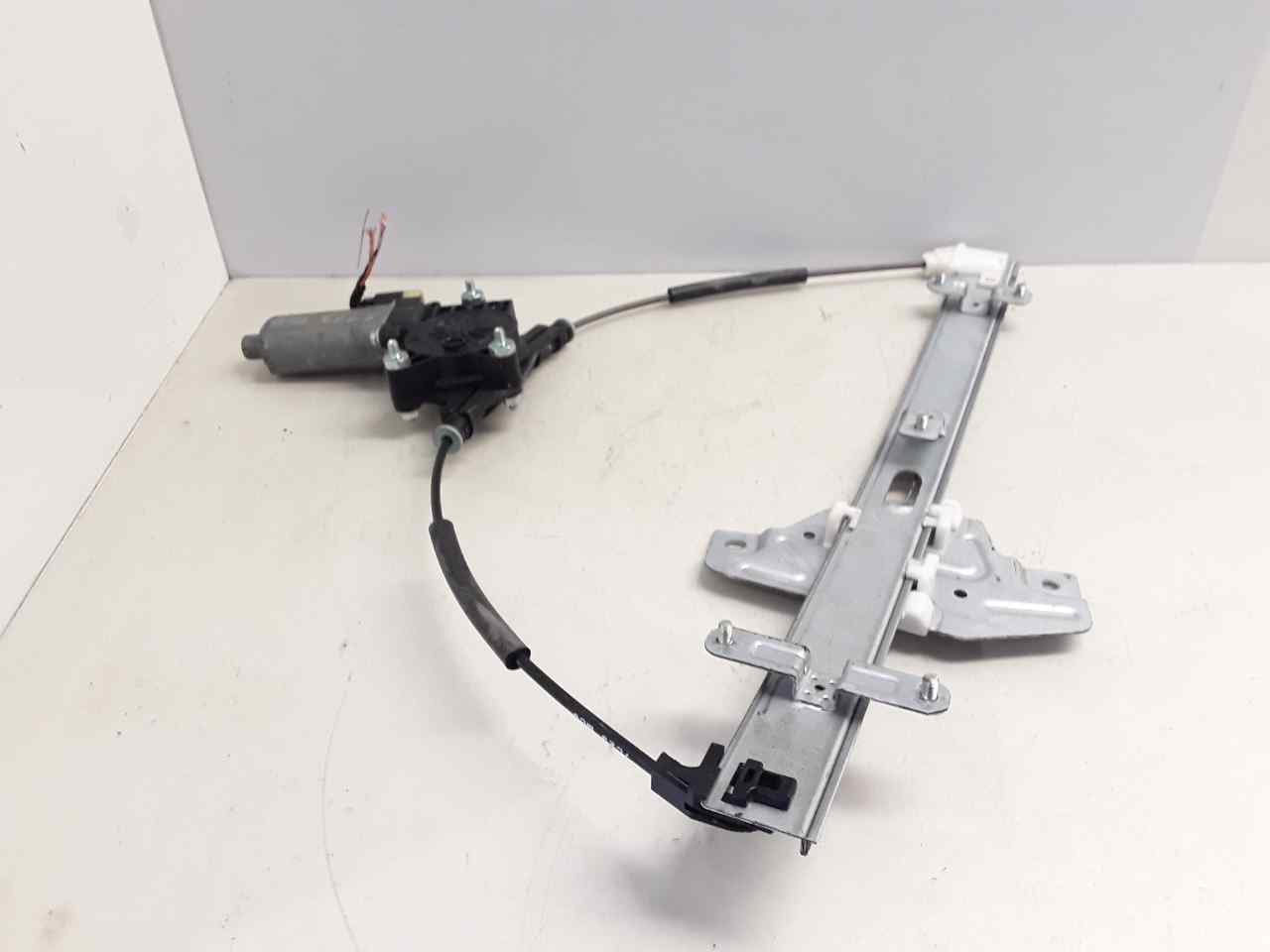 HYUNDAI Accent MC (2006-2011) Front Right Door Window Regulator 824021E2XX 25613658