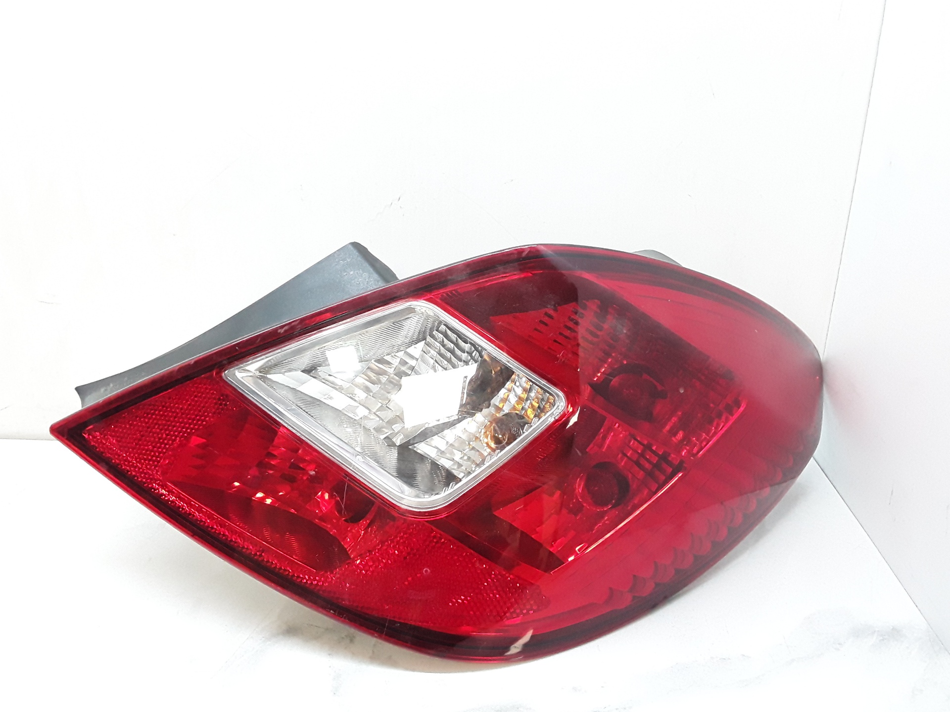 OPEL Rear Right Taillight Lamp 13269051 25612954