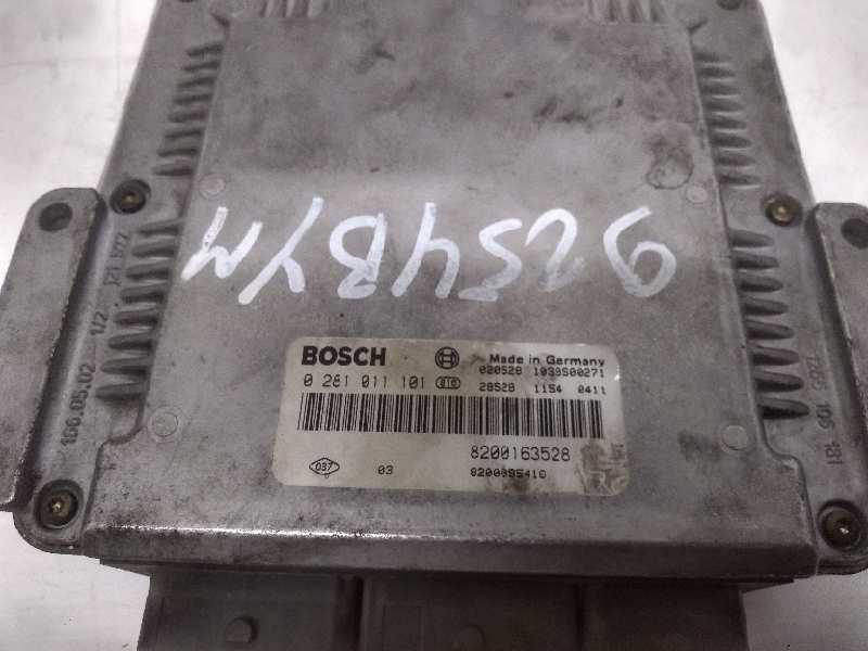 RENAULT Laguna 2 generation (2001-2007) Engine Control Unit ECU 8200303141 18935396