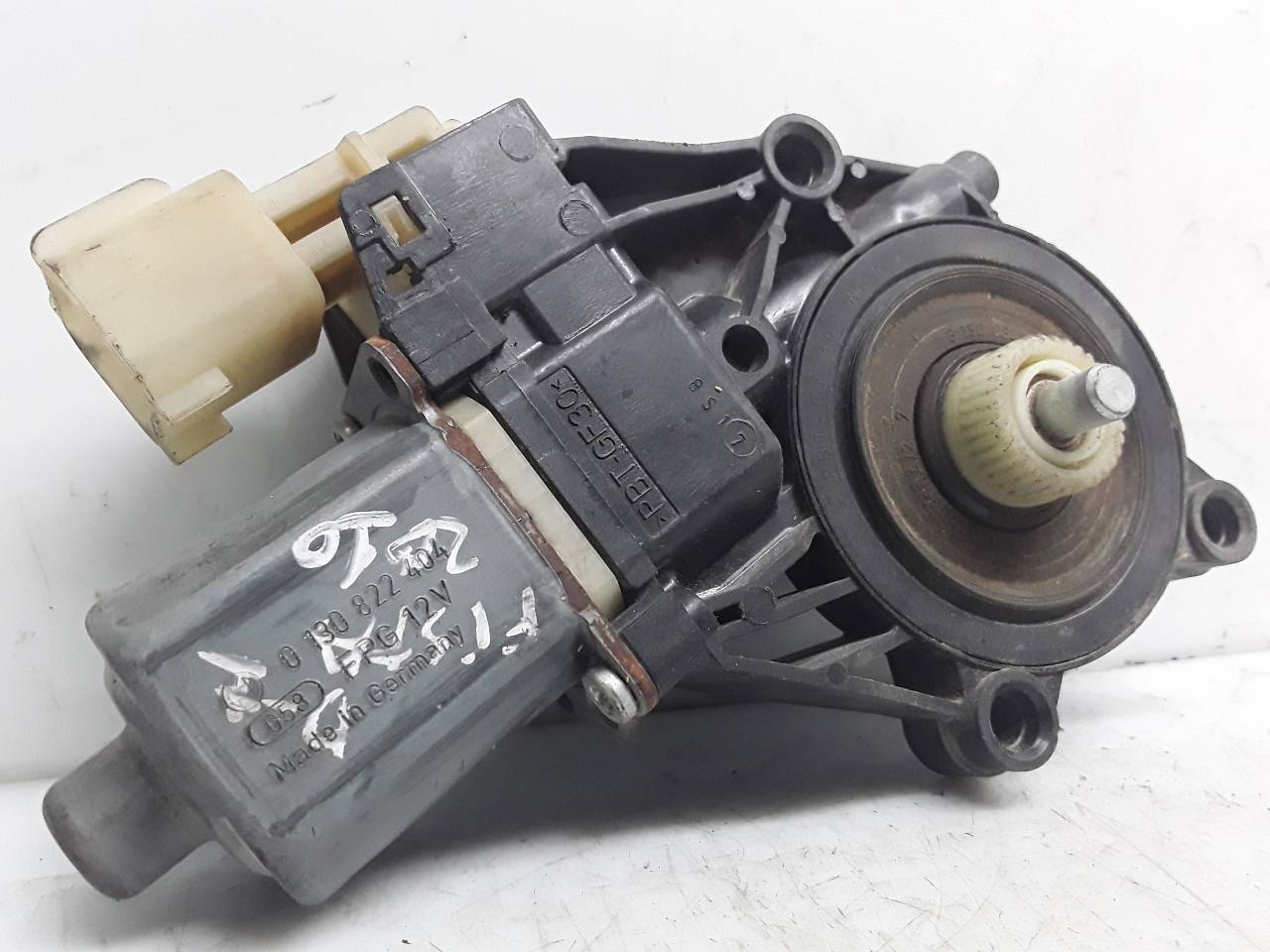 KIA Fiesta 5 generation (2001-2010) Motor regulator geam ușă stânga față 8A6114A389B 19005233