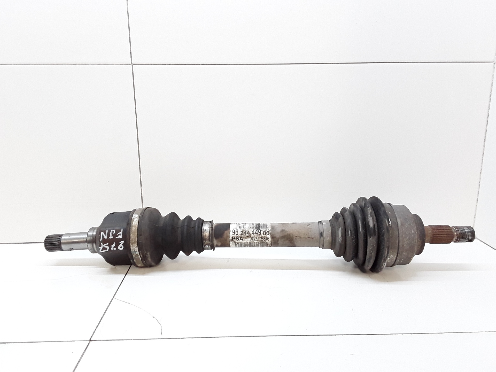 CITROËN Clio 1 generation (1990-1998) Arbre de transmission avant gauche 9624444980 25623310