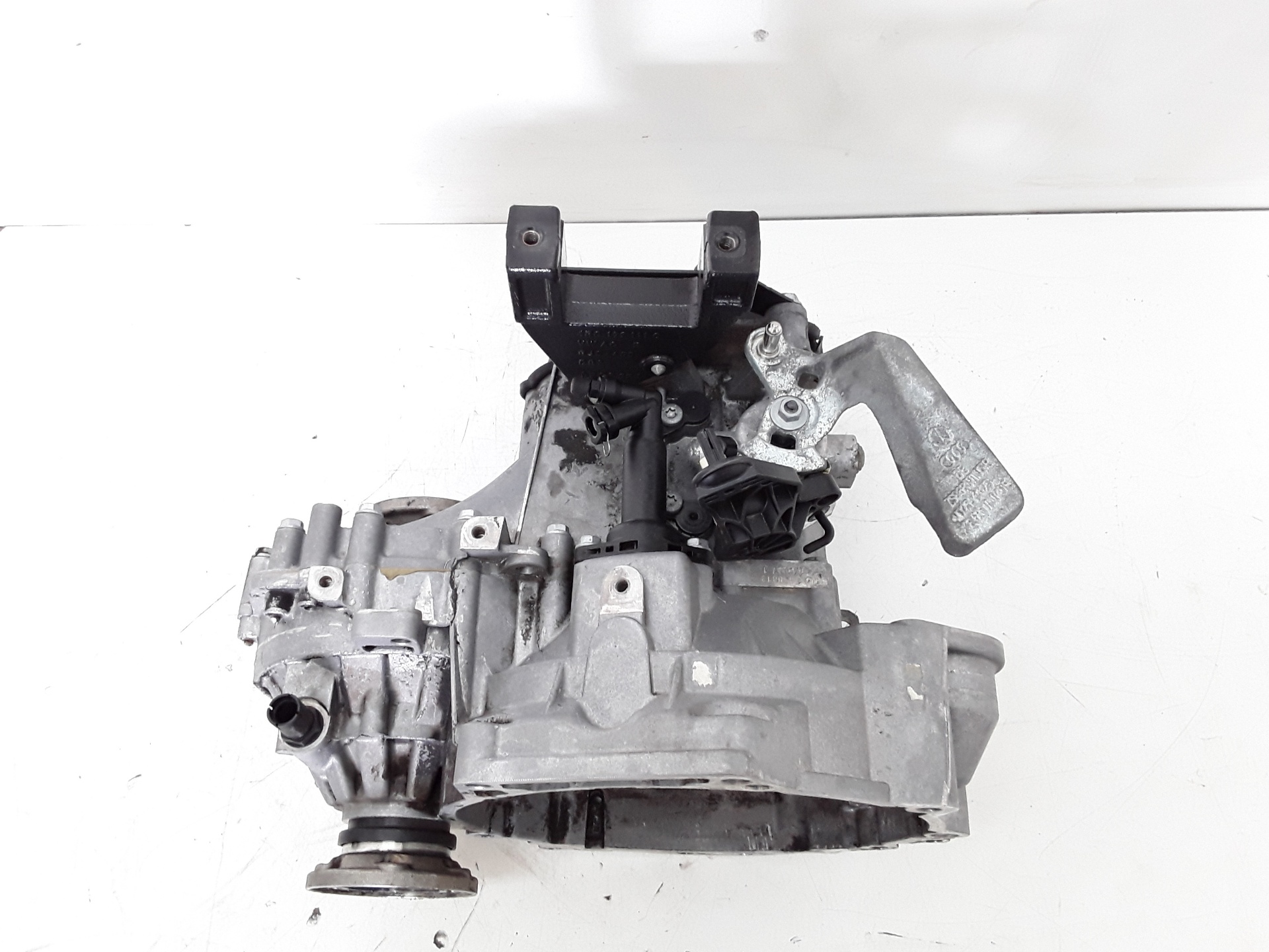 SKODA Rapid 2 generation (1985-2023) Gearbox MZL 19070298