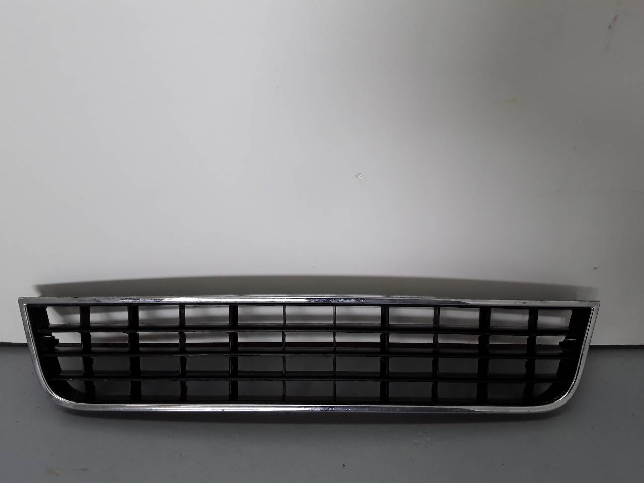 AUDI A6 C5/4B (1997-2004) Front Bumper Lower Grill 4B0807683L 18948987