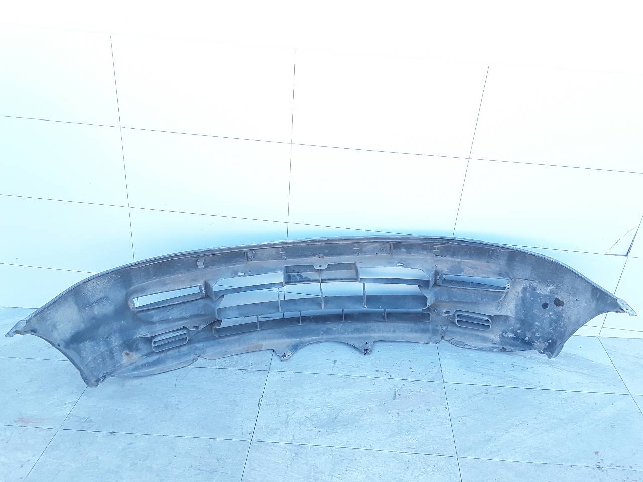 NISSAN 33 905 (1983-1990) Front Bumper 620227C000 25594321