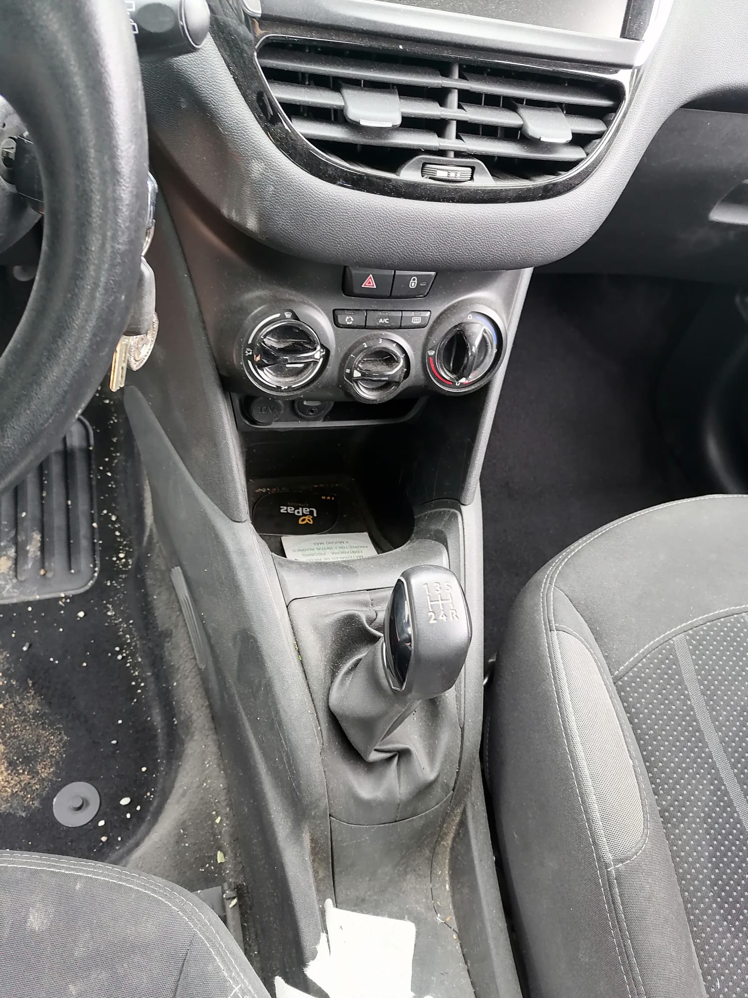 PEUGEOT 208 Peugeot 208 (2012-2015) Autres pièces intérieures 96758773XU00 25605947