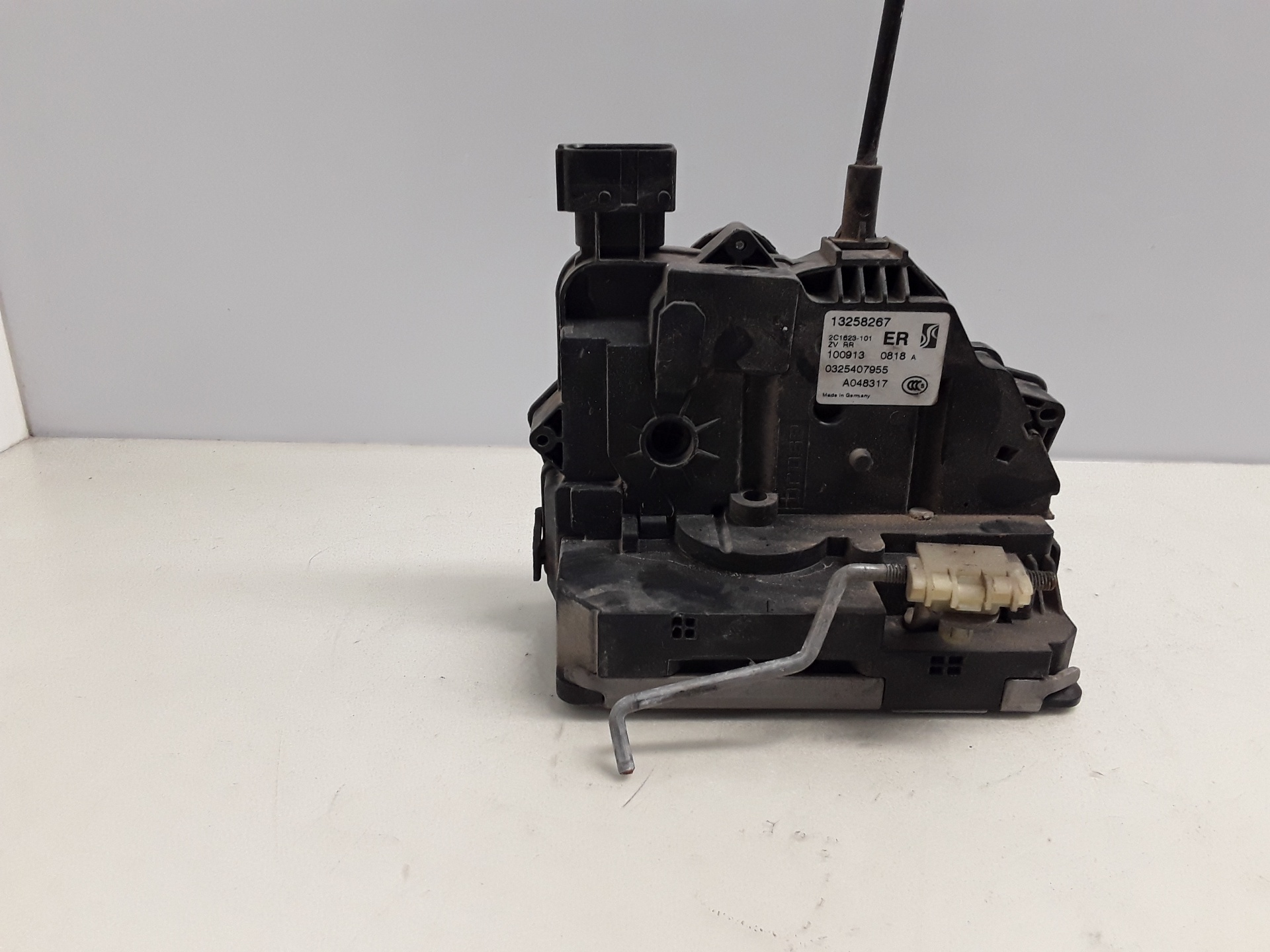 OPEL Rear Right Door Lock 13258267 25625626