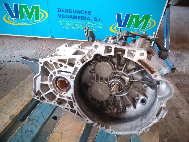 HYUNDAI Santa Fe CM (2006-2013) Gearbox 4300038070 25605190