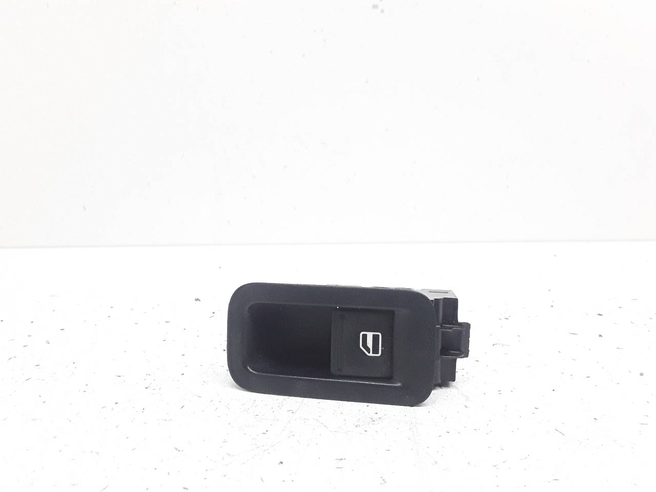 VOLKSWAGEN Polo 6 generation (2017-2024) Front Right Door Window Switch 7L69598558 25606303