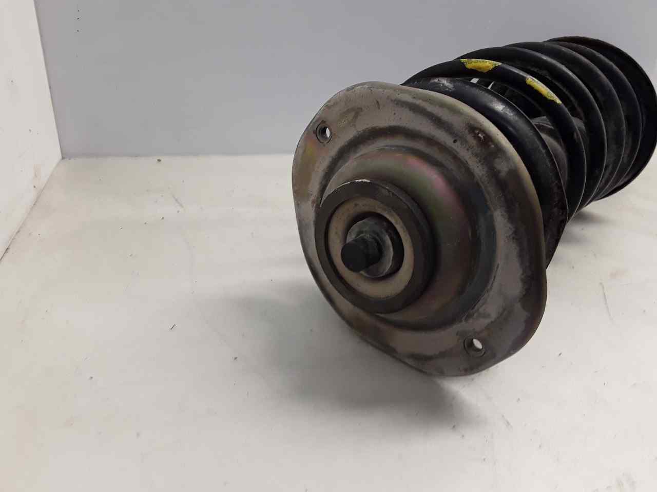 RENAULT Front Left Shock Absorber 7701478772 25626254