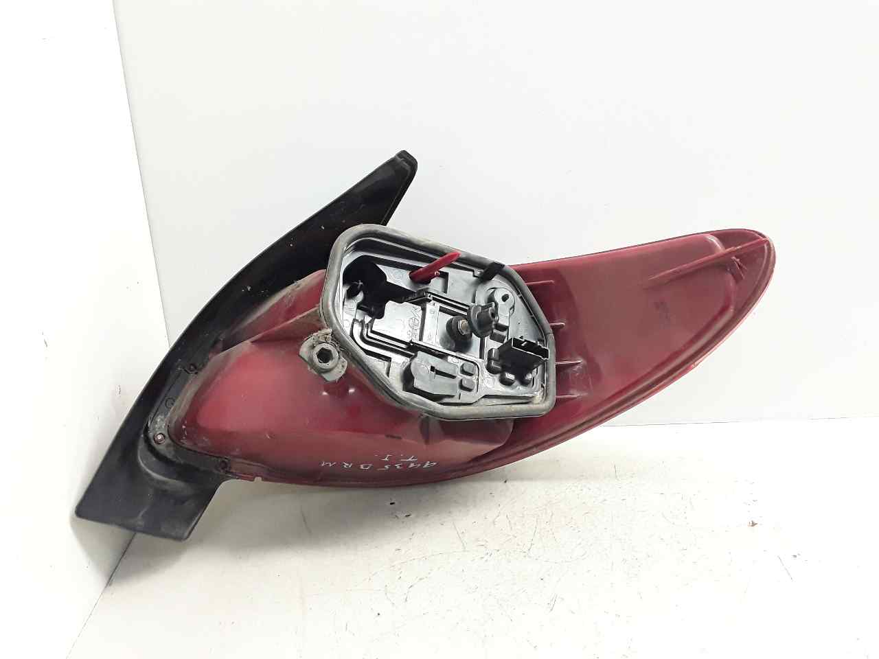 PEUGEOT 206 1 generation (1998-2009) Rear Left Taillight 7243G6 25606294