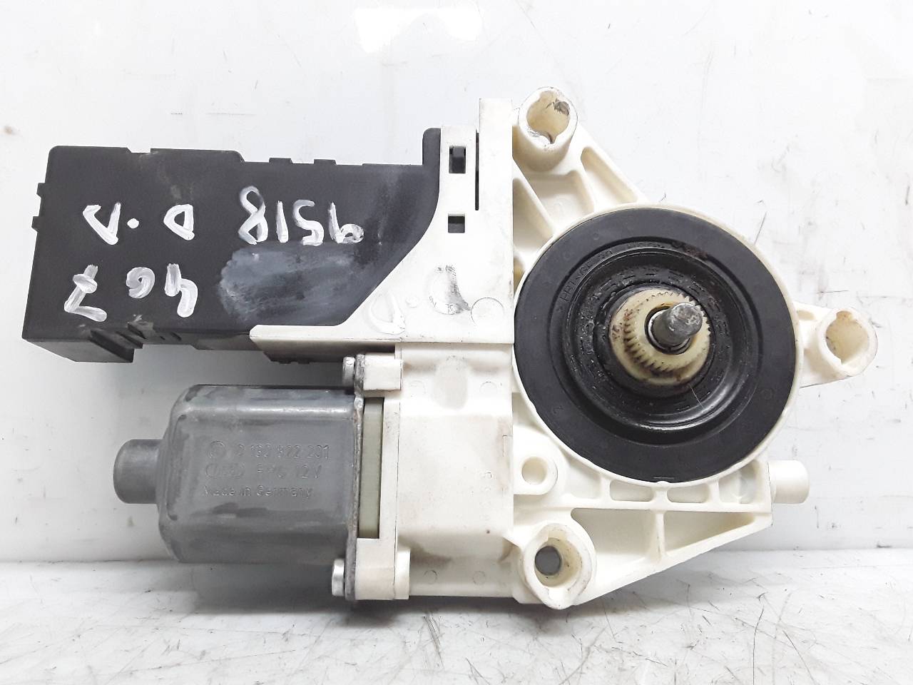 PEUGEOT 407 1 generation (2004-2010) Front Right Door Window Control Motor 0130822201 18998585