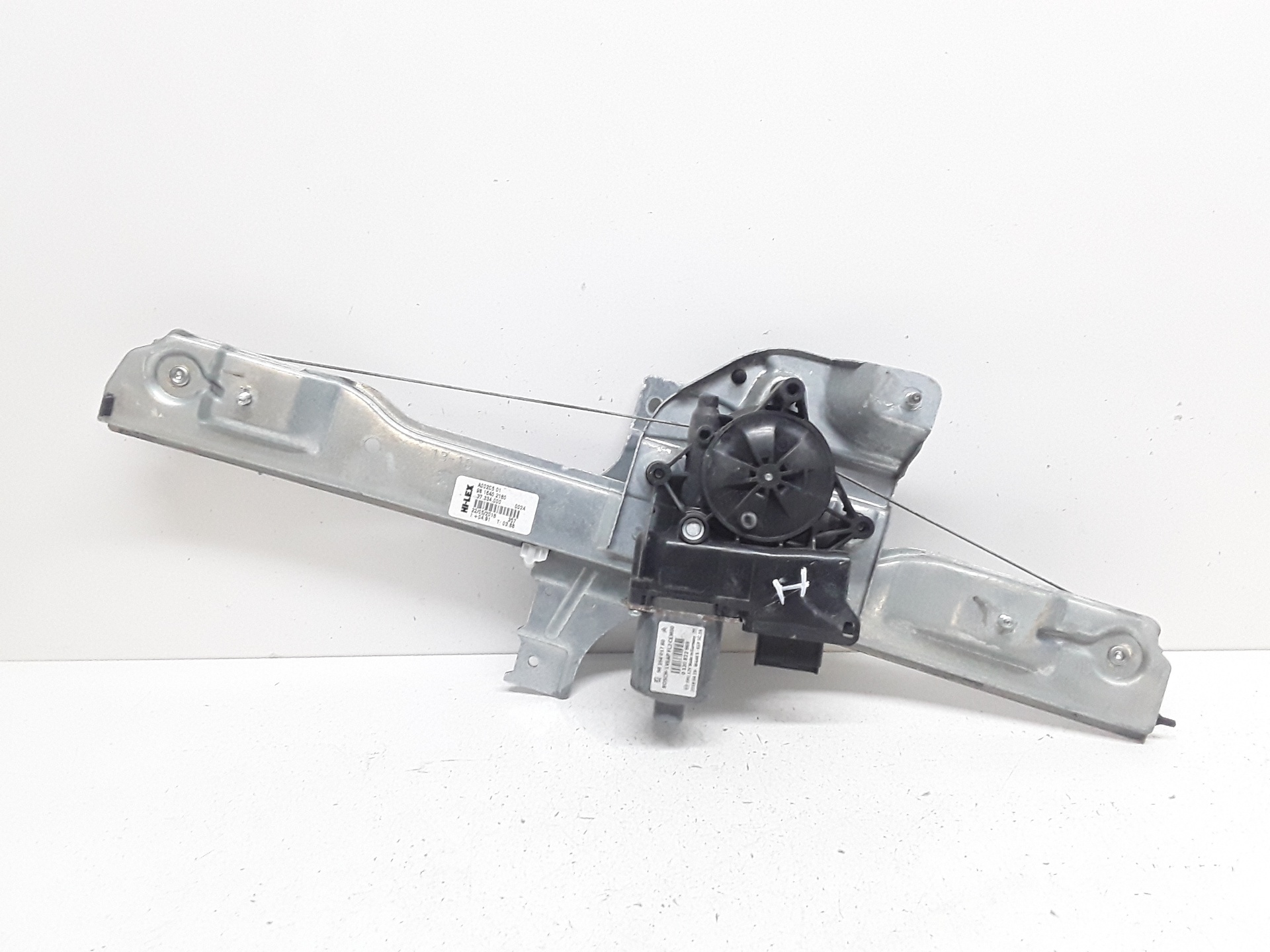 PEUGEOT Front Left Door Window Regulator 9816401780 25628134