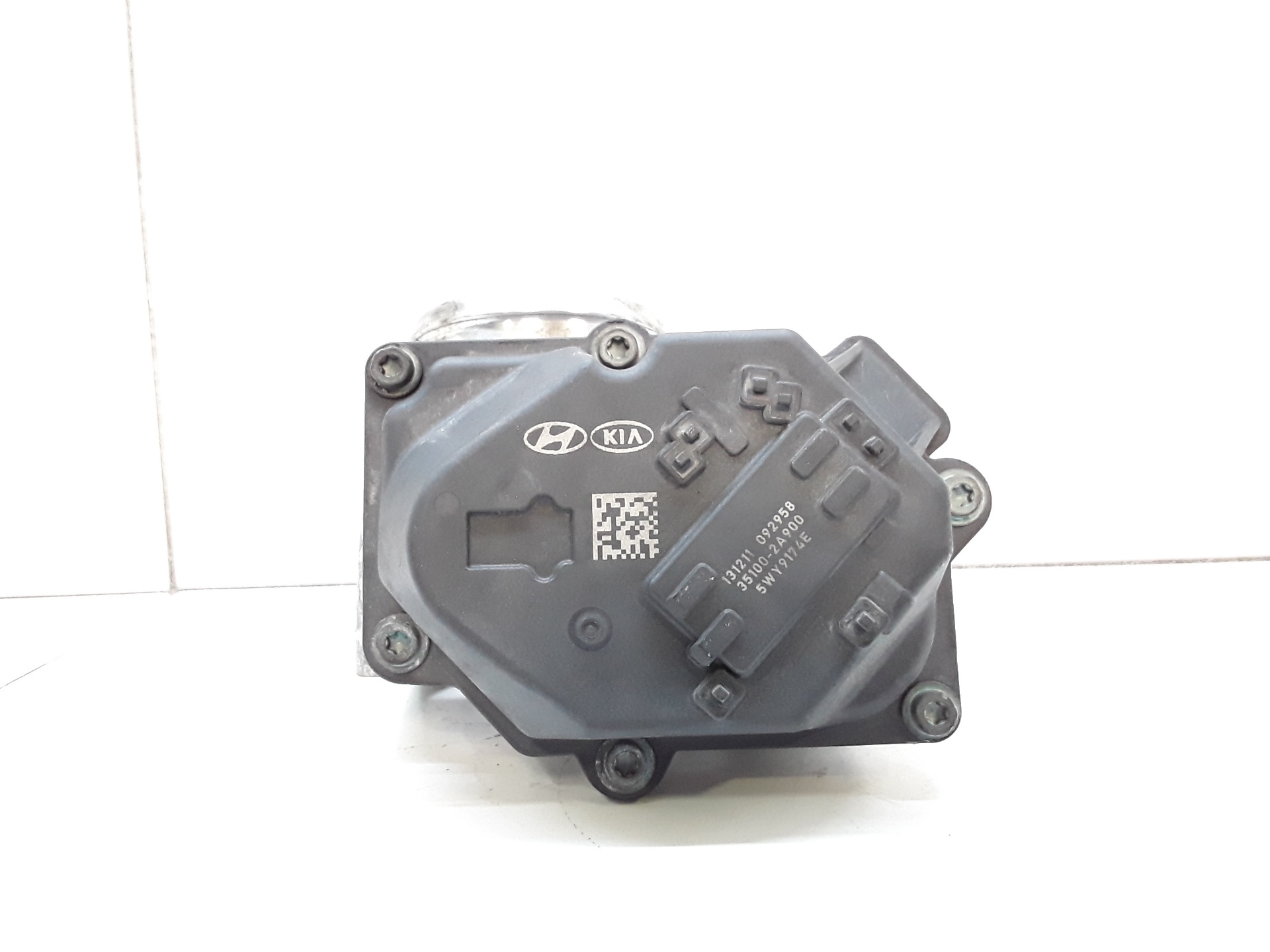 KIA Cee'd 2 generation (2012-2018) Throttle Body 351002A900 25622976