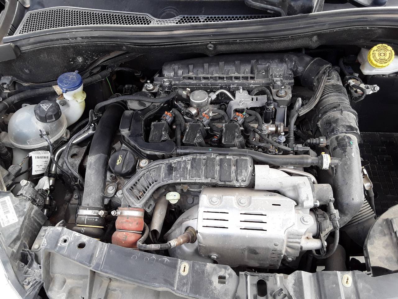 PEUGEOT 208 Peugeot 208 (2012-2015) Двигатель HNP 25593339