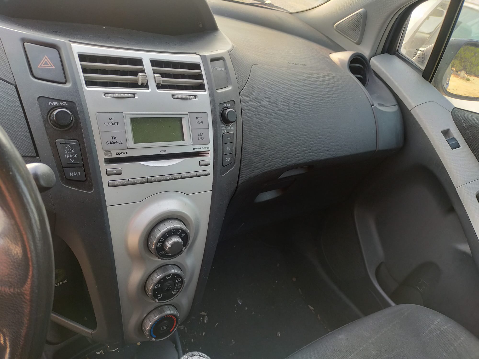 TOYOTA Yaris 2 generation (2005-2012) Охлаждающий радиатор 884600D060 25623929