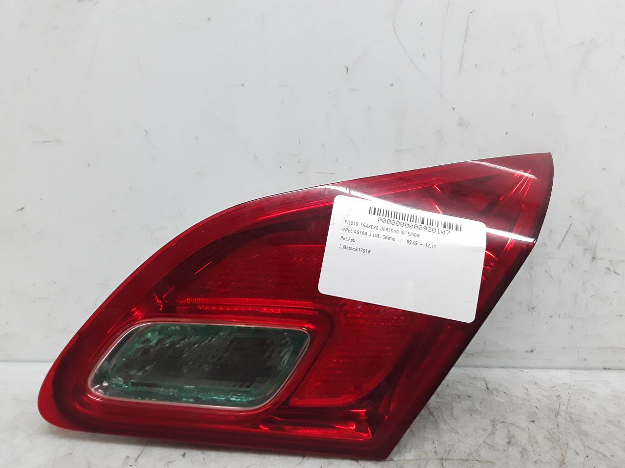 OPEL Astra J (2009-2020) Rear Right Taillight Lamp 13306462 25611288