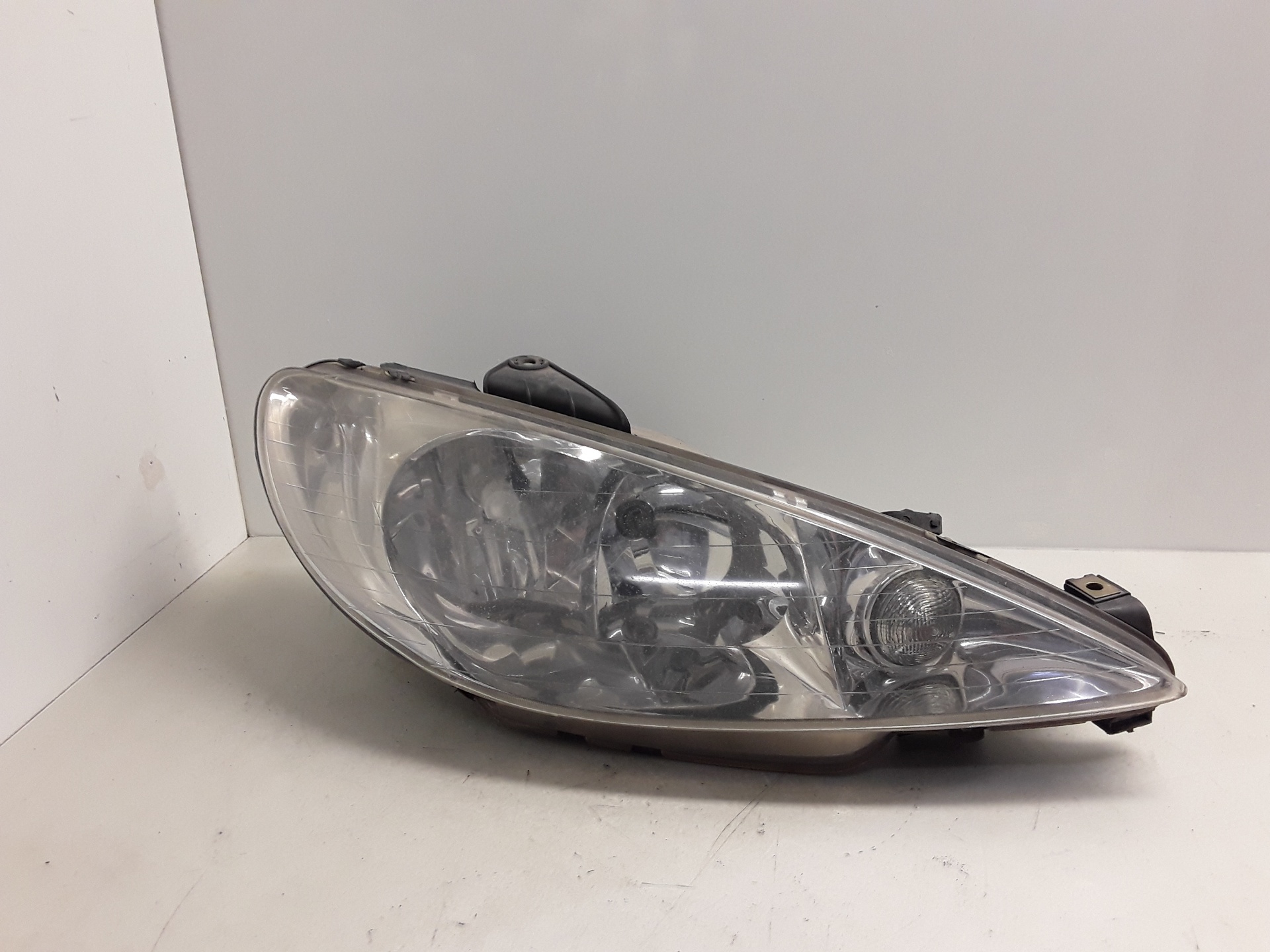 PORSCHE 206 1 generation (1998-2009) Front Right Headlight 9628666780 25200283