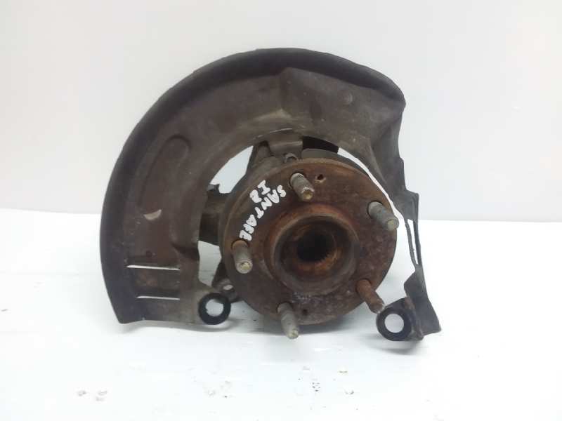 HYUNDAI Santa Fe SM (2000-2013) Moyeu de roue avant gauche 18922698