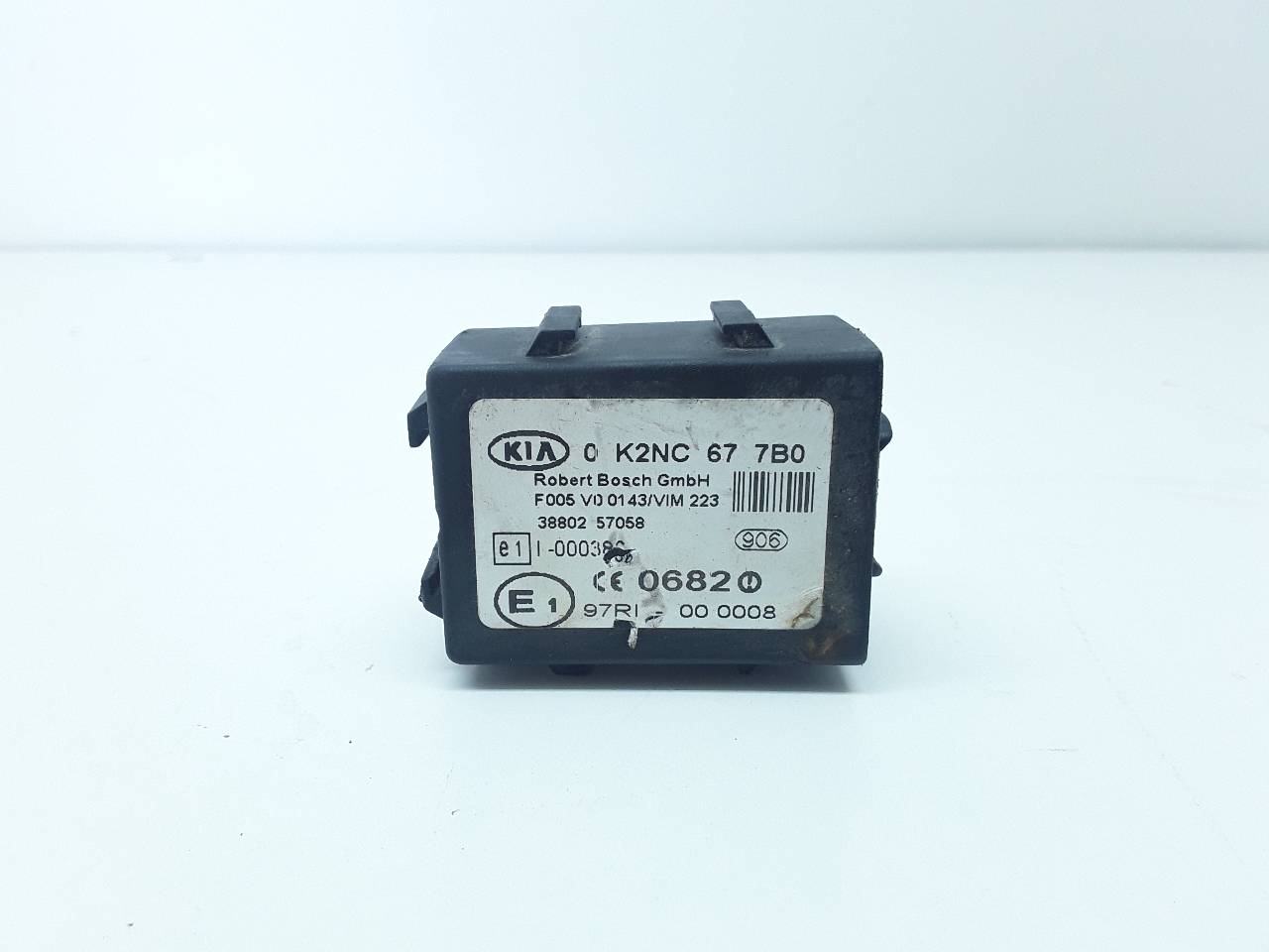 KIA Sorento 1 generation (2002-2011) Other Control Units 0K2NC677B0 19105202